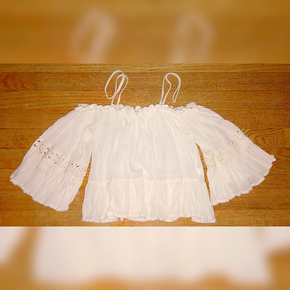 Sincerely ALC off the shoulder crop
